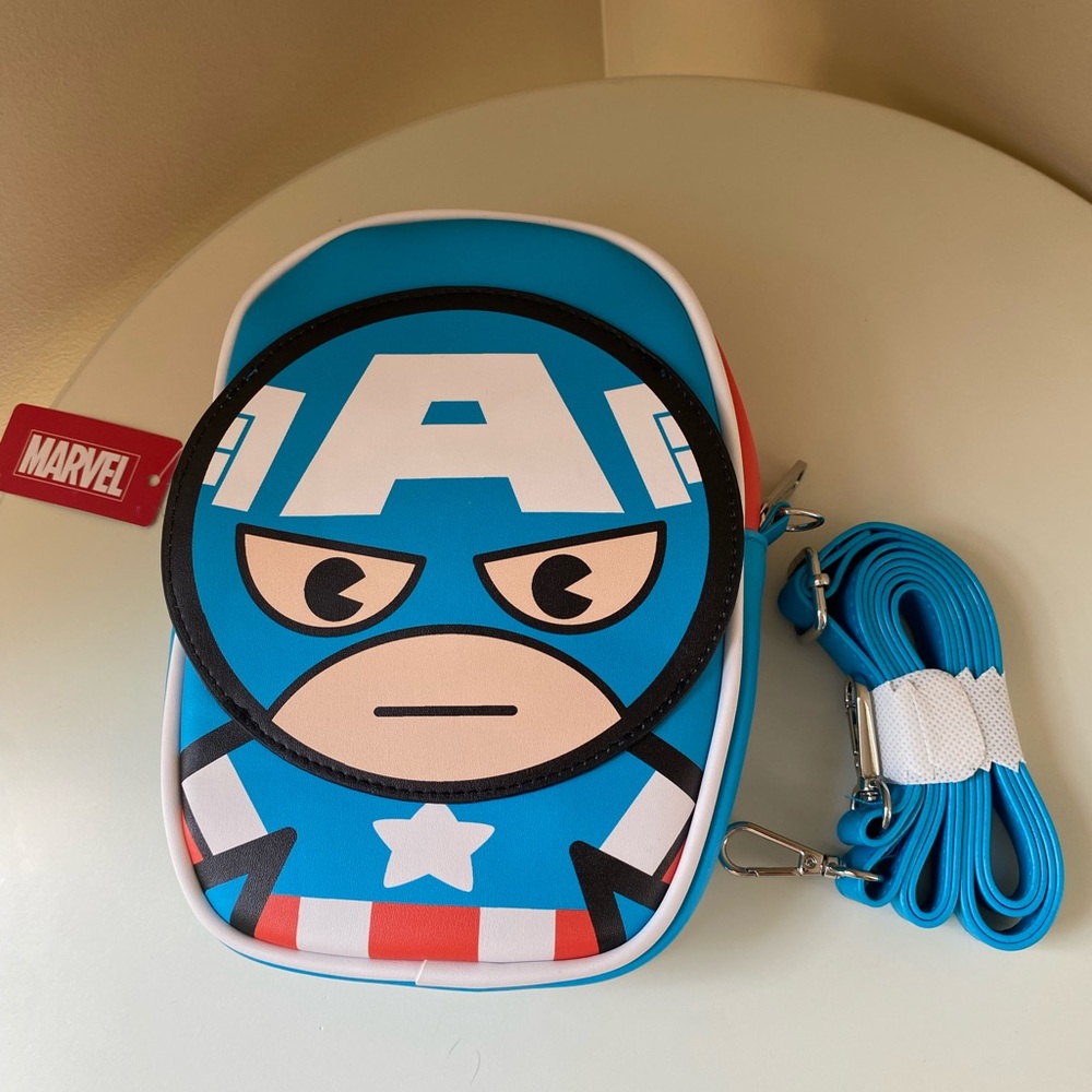 Buckle-Down Marvel Captain America Crossbody Bag/Purse